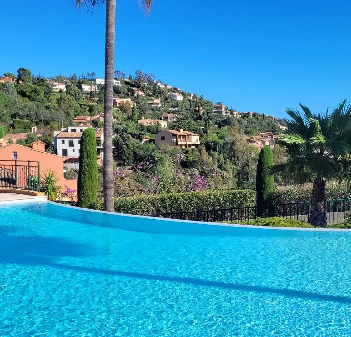 Seaview House, Close Cannes, Pool, Garden. Garage Theoule-sur-Mer