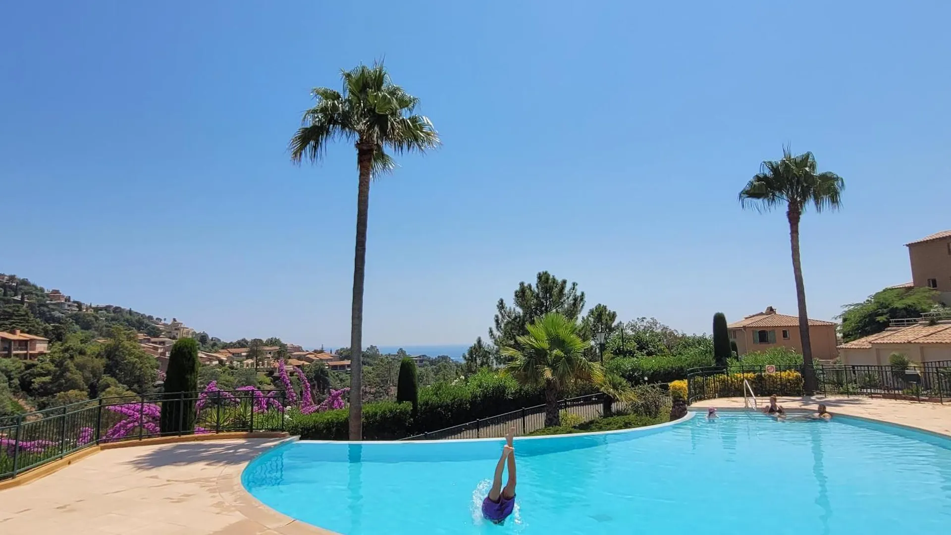 Seaview House, Close Cannes, Pool, Garden. Garage Theoule-sur-Mer 0*,