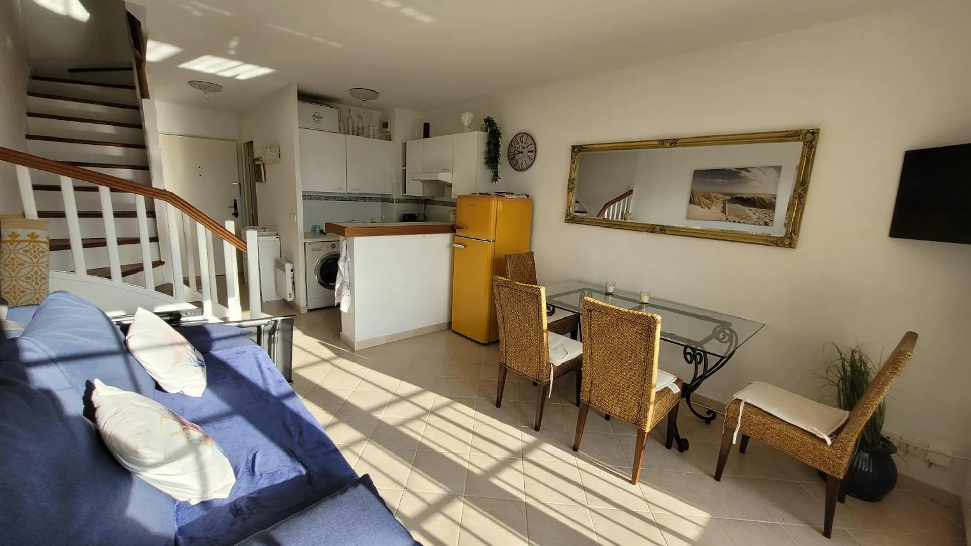 Seaview House, Close Cannes, Pool, Garden. Garage Theoule-sur-Mer 0*,  France