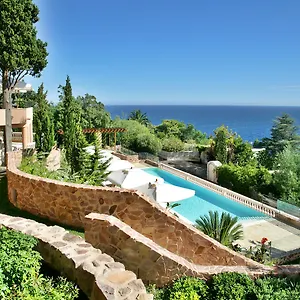 Tiara Yaktsa Cote D'azur Theoule-sur-Mer